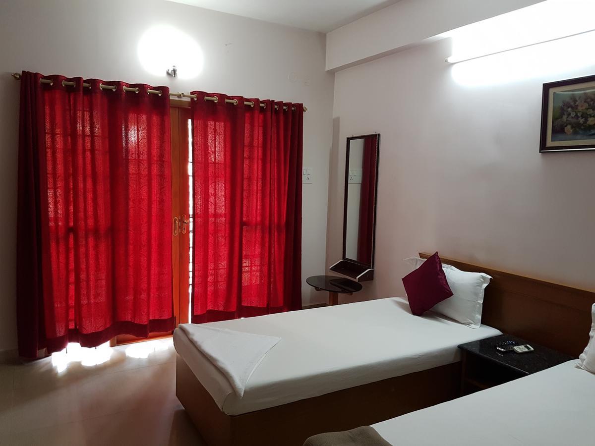 Orchid Serenity Bed and Breakfast Madras Buitenkant foto