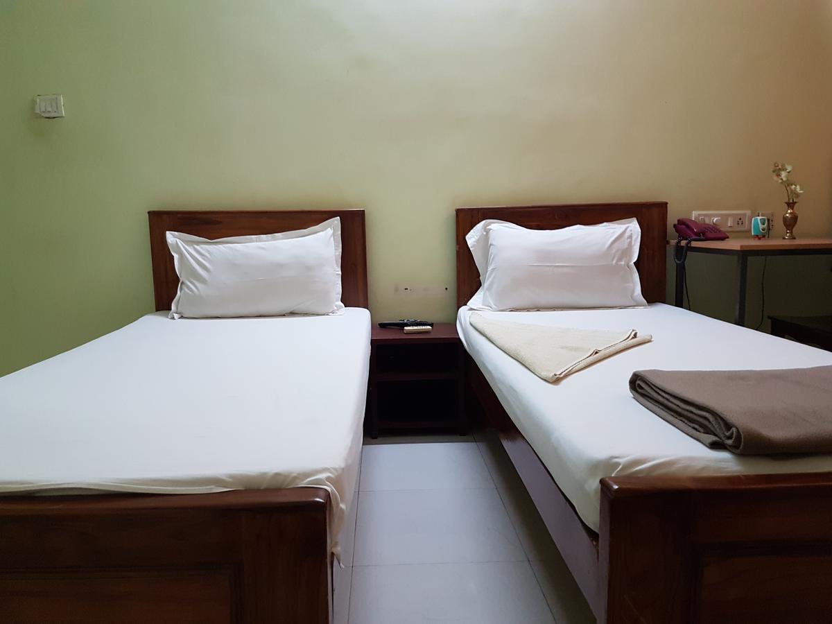 Orchid Serenity Bed and Breakfast Madras Buitenkant foto