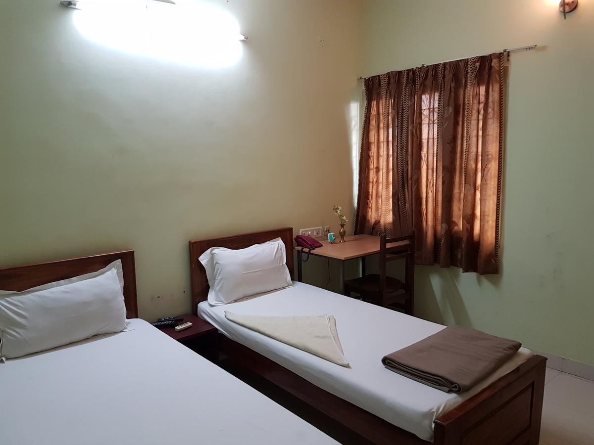 Orchid Serenity Bed and Breakfast Madras Buitenkant foto